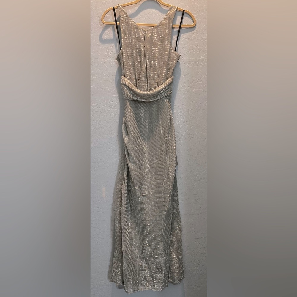 Laundry By Shelli Segal. Size 6.